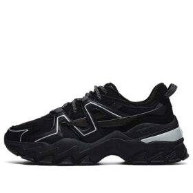 Aurora Sneakers "Black White"