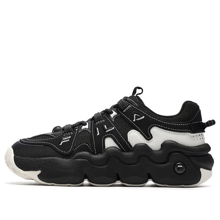Barricade 2 Sneakers "Black White"