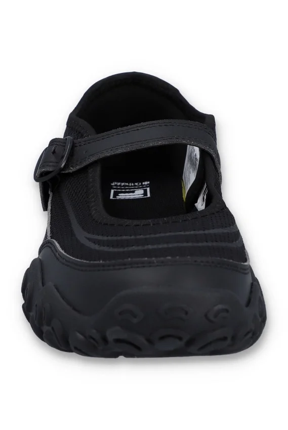 Black Echappe Athletic Pump