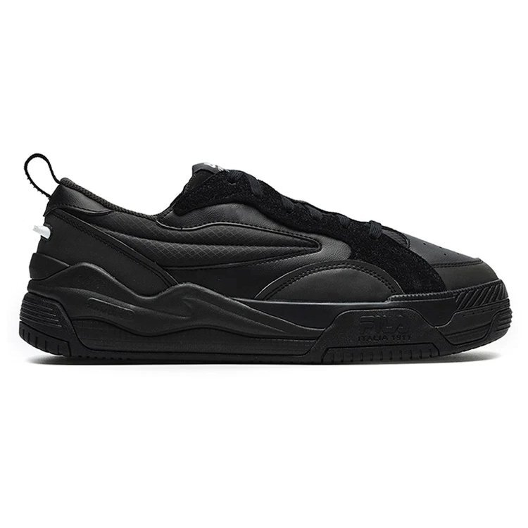 Canestro Sneakers "Black"