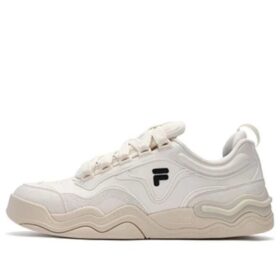 Classic Kicks Versatile Comfort "White"