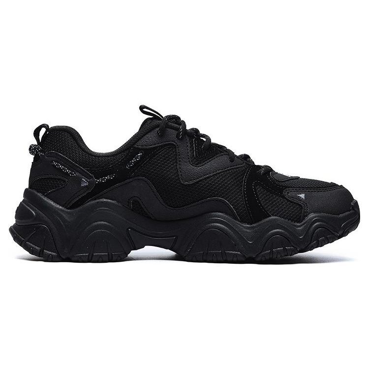 Fluid 4 Cat Claw Fashion Shoes "Black"