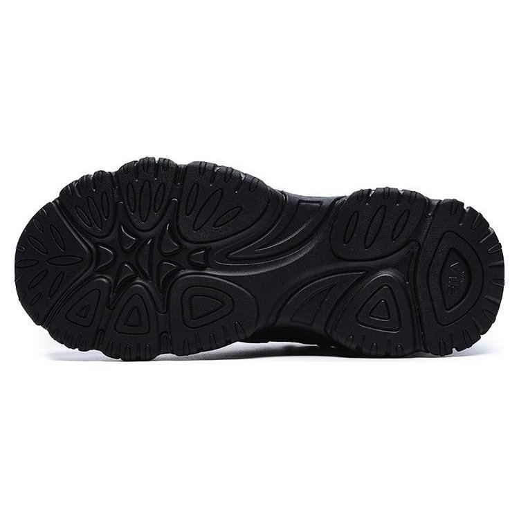Fluid 4 Cat Claw Fashion Shoes "Black"
