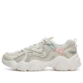 Fluid 4 Sneakers "Beige White"
