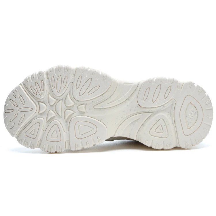 Fluid 4 Sneakers "Beige White"