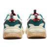Fluid 4 Sneakers "Cat Claw"