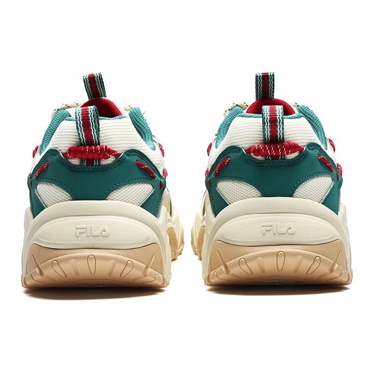 Fluid 4 Sneakers "Cat Claw"