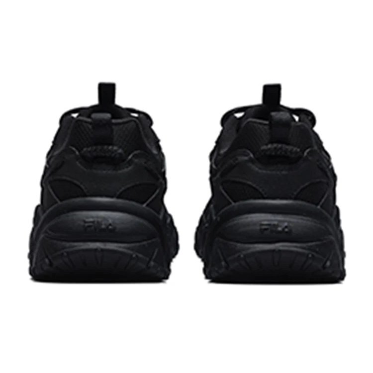 Fluid 4 Sneakers "Core Black"