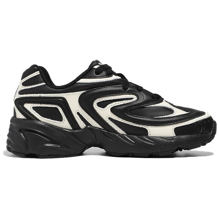 Low-Top Daddy Shoes Black