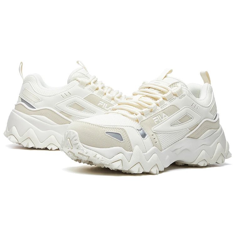 Oakmont low-top Running Shoes Beige