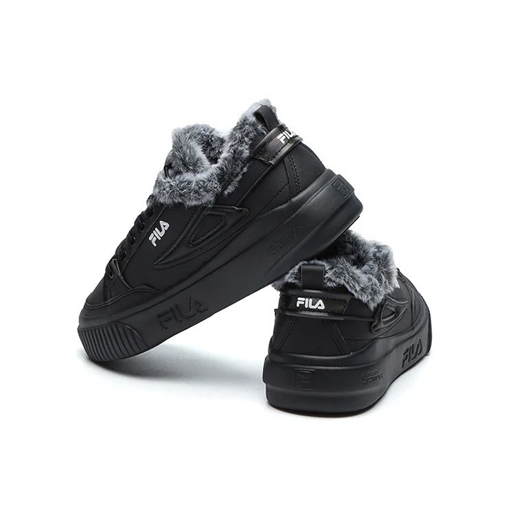 Tara We Low-Top Sneakers Black